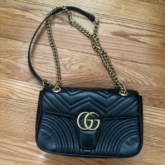 Chainlink Shoulder bag • priced to ship asap - Picture 3 of 7